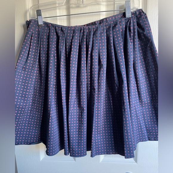 Tory Burch Runway Klarissa Pleated Mini Skirt Size 6 Navy - Picture 5 of 12